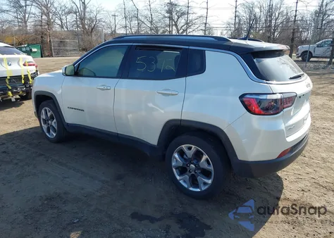 2021 Jeep Compass Limited 4X4 z USA, uszkodzony, nr VIN 3C4NJDCB9MT554525
